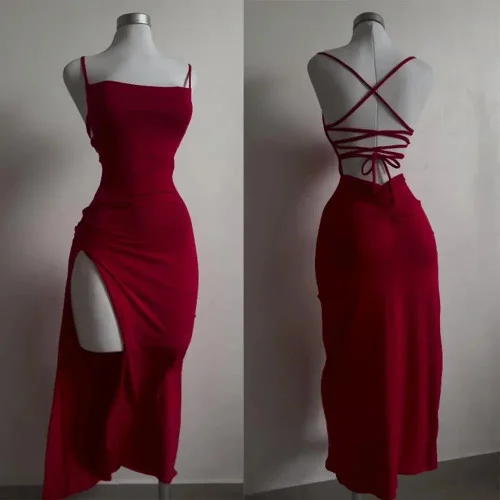 Neues Sommerkleid mit Halterneck — Stilvolles Design mit...